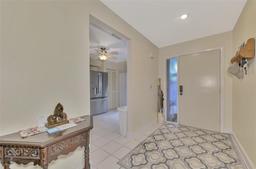 Picture of 4521 Kingsmere Unit 6, Sarasota, FL 34235