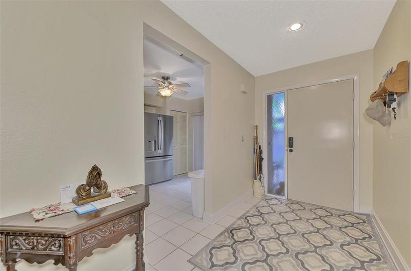 Picture of 4521 Kingsmere Unit 6, Sarasota FL 34235