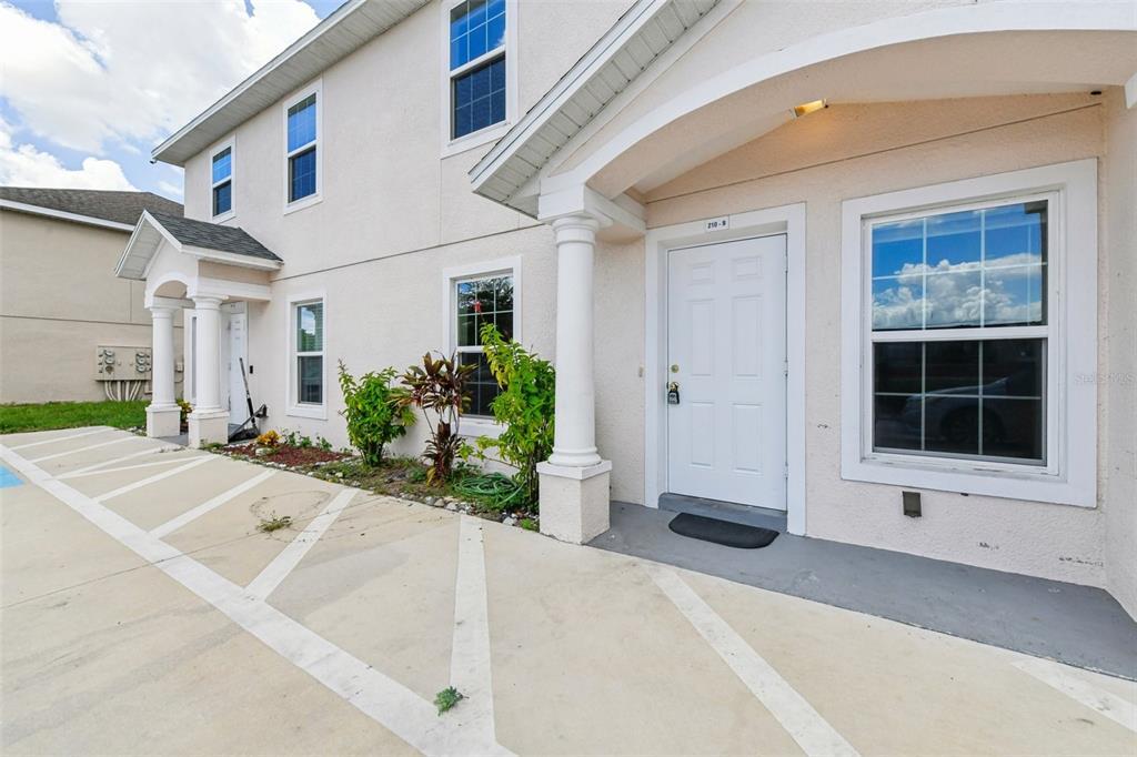 Picture of 210 Majors Lane Unit B, Kissimmee, FL 34743
