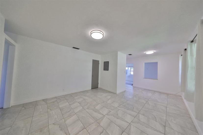 Picture of 3908 W Wallace Avenue, Tampa FL 33611