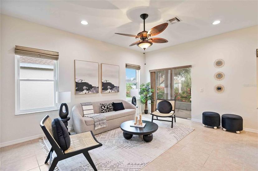 Picture of 4405 Lenox Boulevard, Venice FL 34293