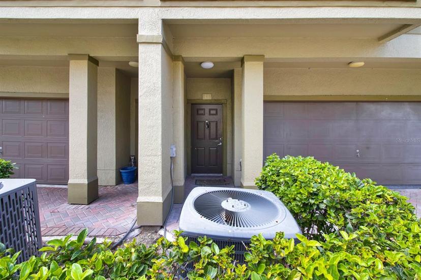 Picture of 2532 Grand Central Parkway Unit 18, Orlando FL 32839