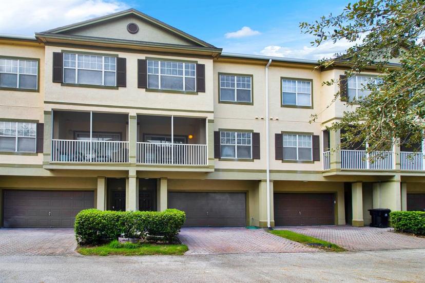 Picture of 2532 Grand Central Parkway Unit 18, Orlando FL 32839