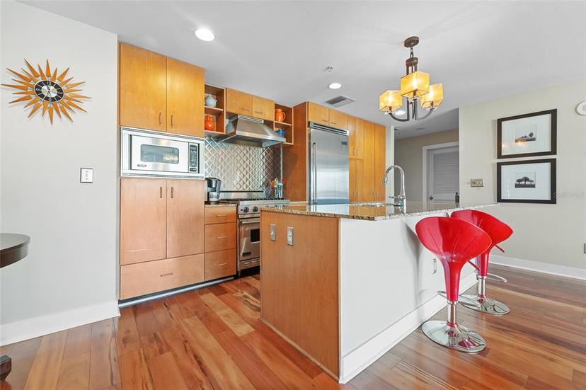Picture of 1208 E Kennedy Boulevard Unit 912, Tampa FL 33602