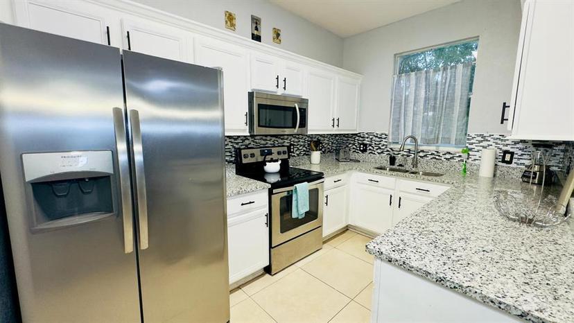 Picture of 2214 Calabria Avenue, Davenport FL 33897