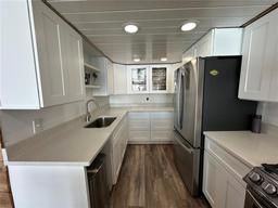 Picture of 115 99Th Ave, Treasure Island, FL 33706