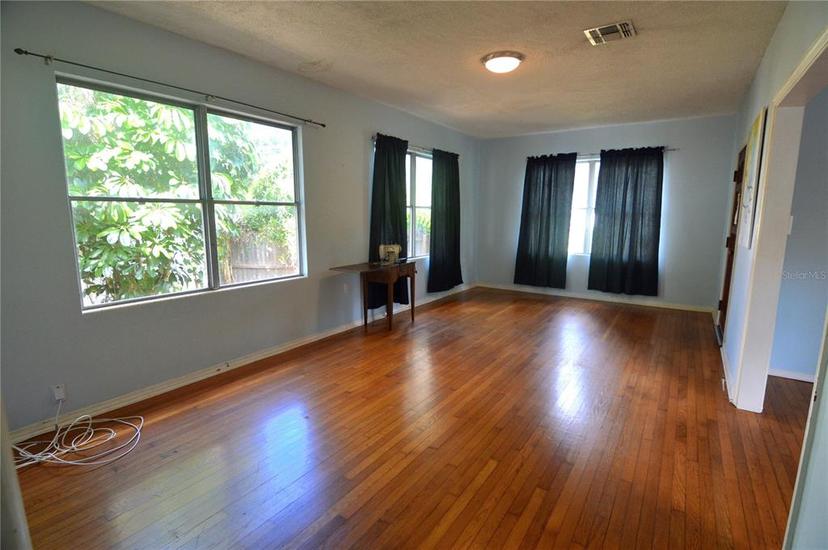 Picture of 14141 11Th Street, Dade City FL 33525