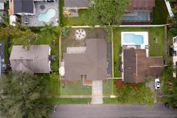 Picture of 15635 Bear Creek Drive, Tampa, FL 33624