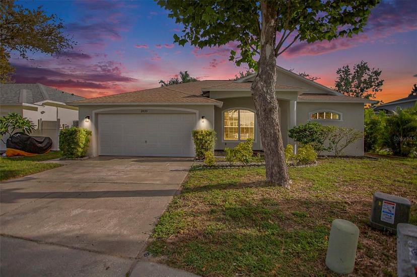 Picture of 1839 Sunrise Dunes Court, Tarpon Springs FL 34689