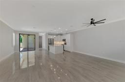 Picture of 906 E Venice Avenue, Venice, FL 34285