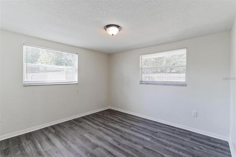 Picture of 403 Pinewood Avenue, Nokomis FL 34275