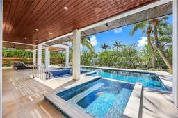 Picture of 241 Willow Avenue, Anna Maria, FL 34216