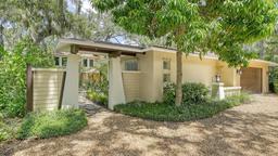 Picture of 875 Indian Beach Drive, Sarasota, FL 34234