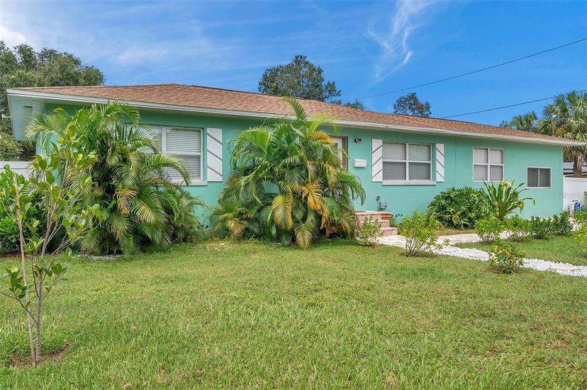 Picture of 800 61St Street N, St Petersburg FL 33710