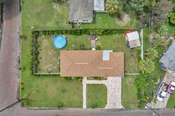 Picture of 800 61St Street N, St Petersburg, FL 33710