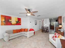 Picture of 1313 Villa Lane Unit 37, Apopka, FL 32712
