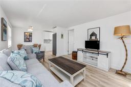 Picture of 470 S Mccall Road Unit 10, Englewood, FL 34223