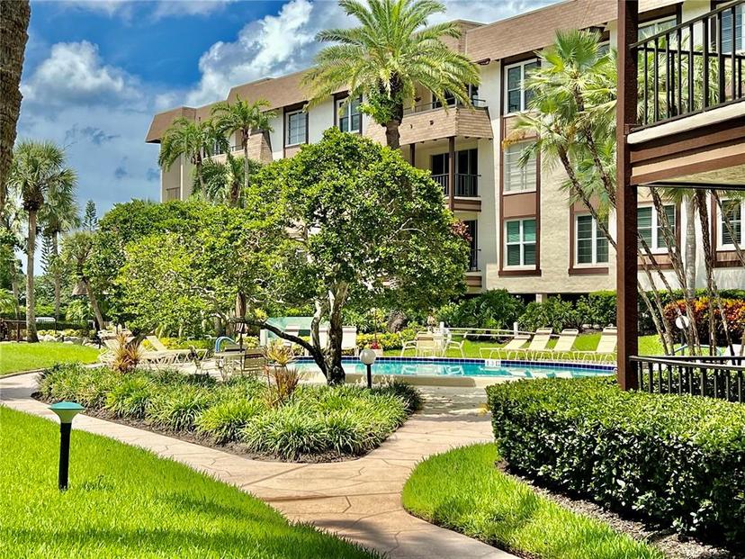 Picture of 3035 Countryside Boulevard Unit 14B, Clearwater FL 33761