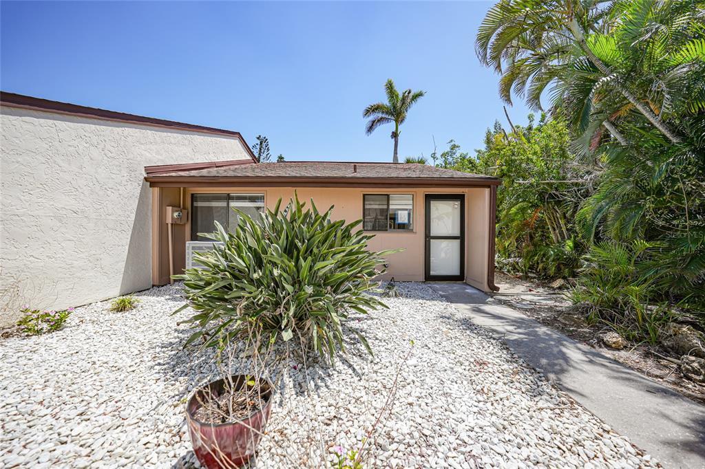 Picture of 1001 W Marion Avenue Unit 14, Punta Gorda, FL 33950