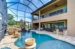 Picture of 2924 Valencia Ridge Street, Valrico, FL 33596