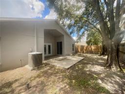 Picture of 603 Sunset Beach Court, Valrico, FL 33594
