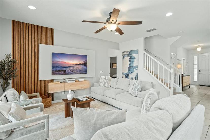 Picture of 5229 Oakbourne Avenue, Davenport FL 33837