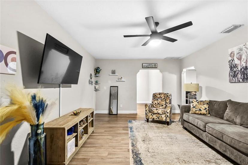 Picture of 2113 15Th Avenue S, St Petersburg FL 33712