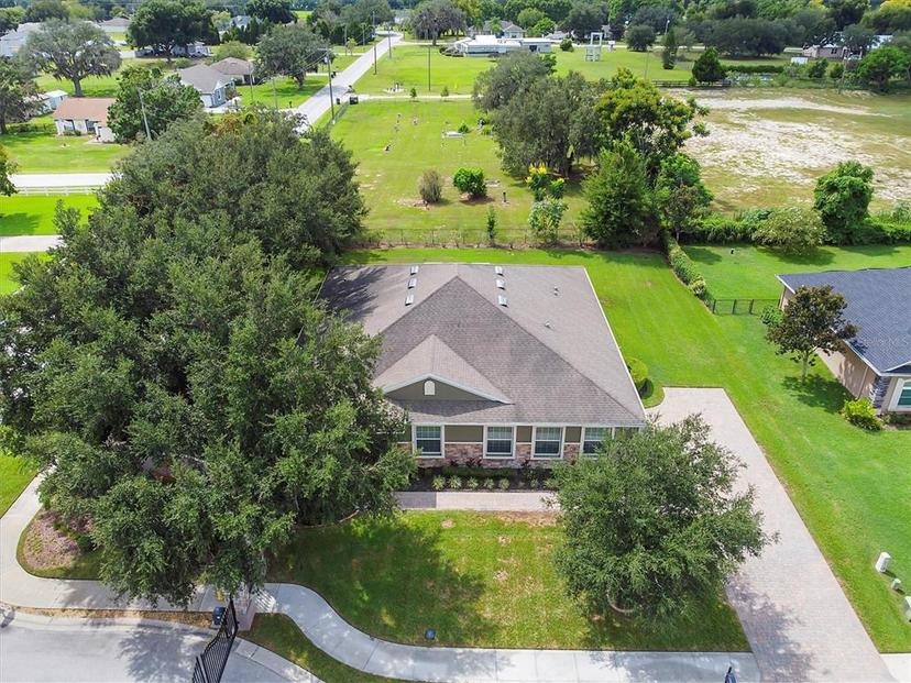 Picture of 1001 Lena Run Court, Winter Haven FL 33880