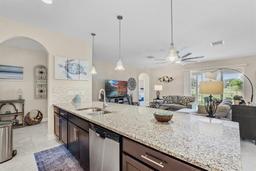 Picture of 1001 Lena Run Court, Winter Haven, FL 33880