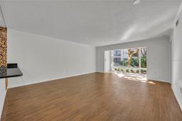 Picture of 700 Melrose Ave J 1 Avenue Unit J1, Winter Park, FL 32789