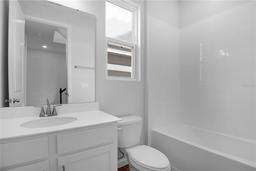 Picture of 1647 Sugarbelle Circle, Mascotte, FL 34753