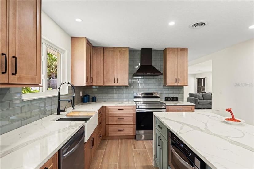 Picture of 92 University Circle, Ormond Beach FL 32176