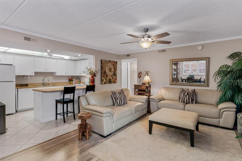 Picture of 12760 Indian Rocks Road Unit 510, Largo FL 33774