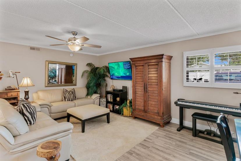 Picture of 12760 Indian Rocks Road Unit 510, Largo FL 33774
