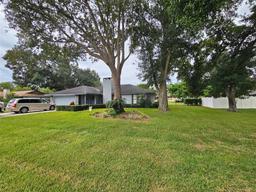 Picture of 1405 Ridgegreen Loop N, Lakeland, FL 33809