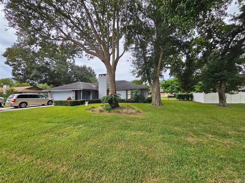 Picture of 1405 Ridgegreen Loop N, Lakeland FL 33809