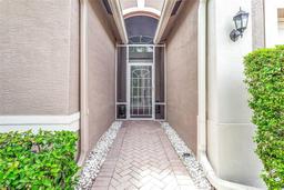 Picture of 4949 Sandy Brook Cir, Wimauma, FL 33598