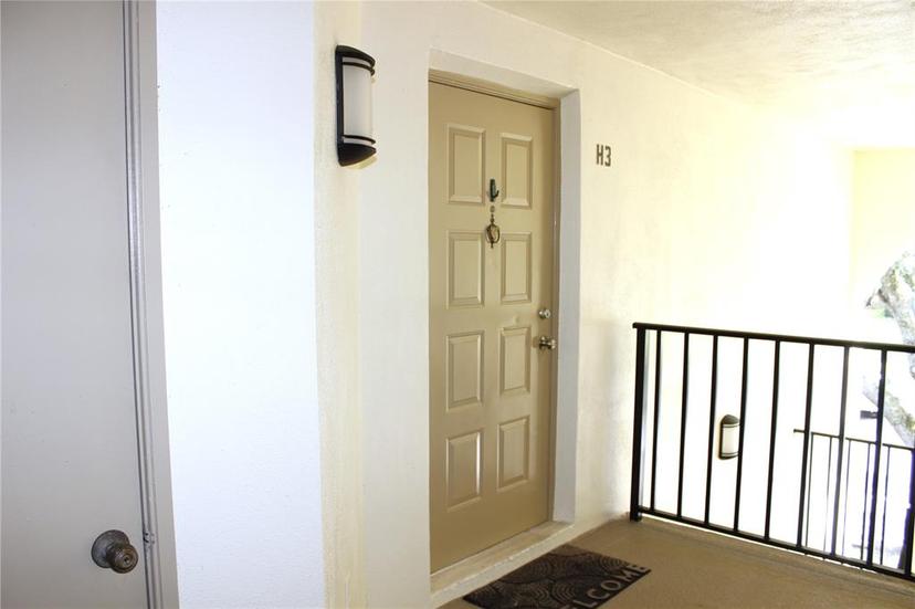 Picture of 1398 Shady Pine Way Unit H3, Tarpon Springs FL 34688