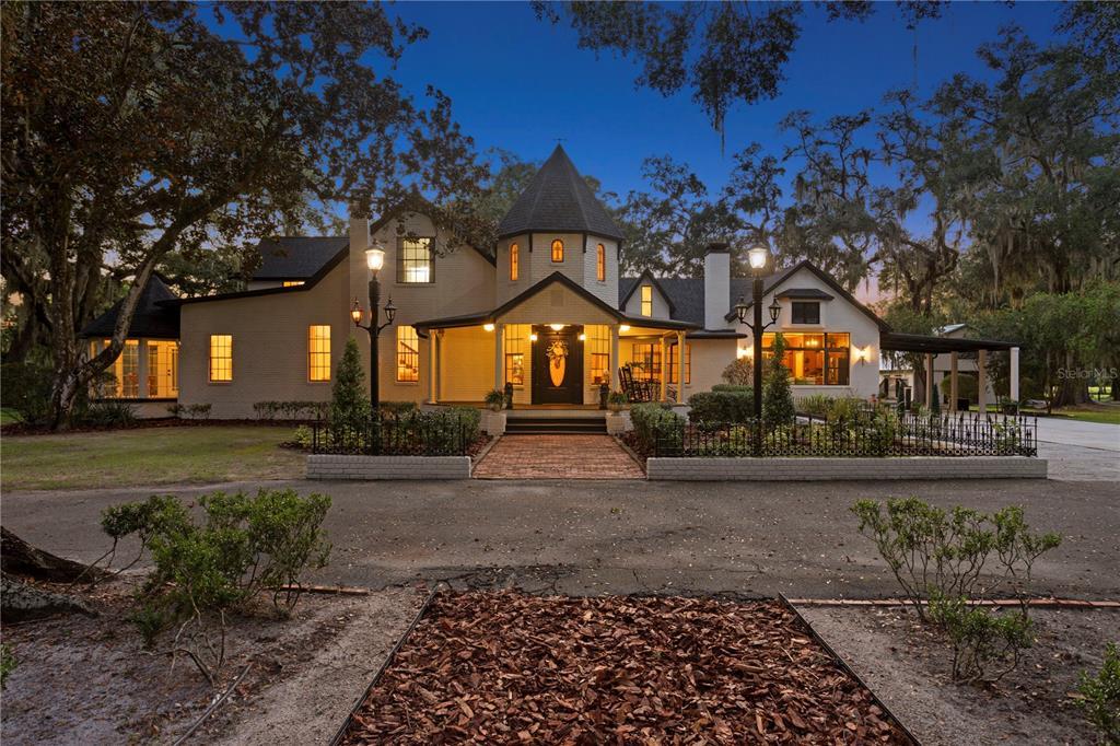 Picture of 2907 Fritzke Road, Dover, FL 33527
