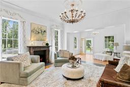 Picture of 2907 Fritzke Road, Dover, FL 33527