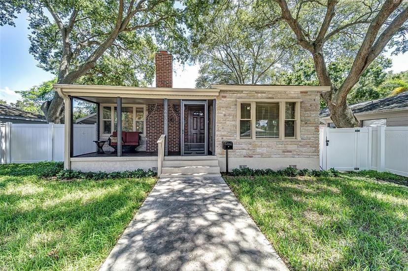 Picture of 6635 Stewart Avenue N, St Petersburg FL 33702