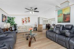 Picture of 2100 Kings Highway Unit 33, Punta Gorda, FL 33980