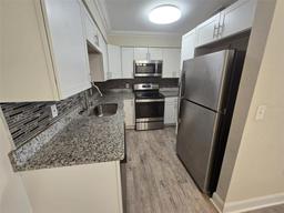 Picture of 606 Holt Circle, Winter Haven, FL 33880