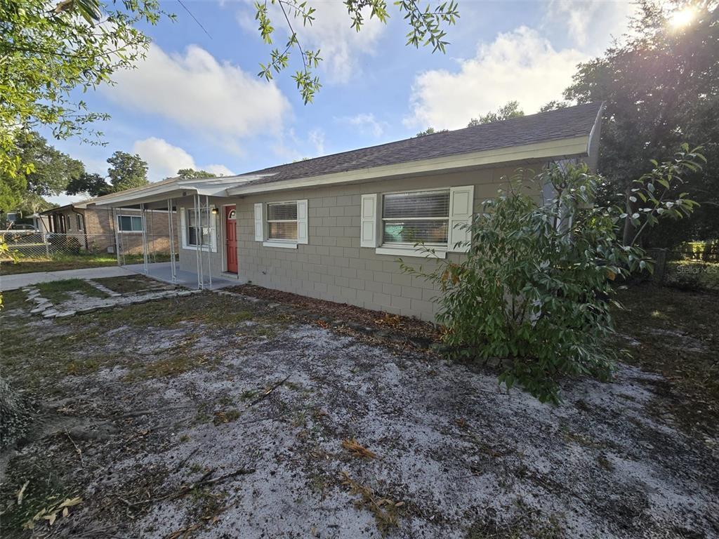 Picture of 606 Holt Circle, Winter Haven, FL 33880