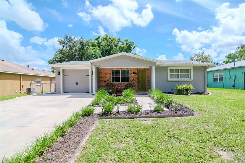 Picture of 9717 N Rome Avenue, Tampa FL 33612