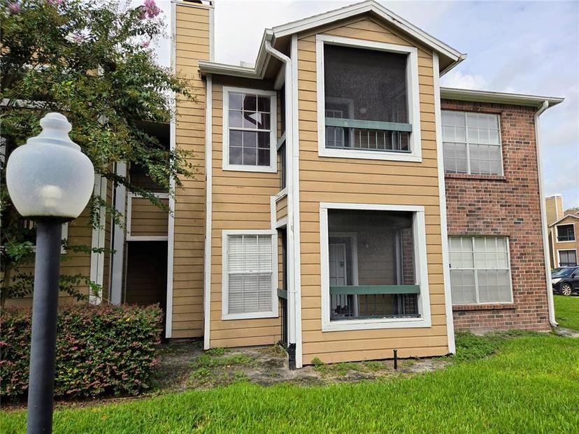Picture of 4401 Thornbriar Lane Unit 202, Orlando FL 32822