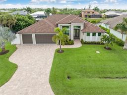Picture of 15320 Hennipen Circle, Port Charlotte, FL 33981