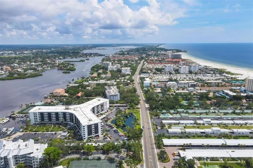 Picture of 5855 Midnight Pass Road Unit 420, Sarasota FL 34242