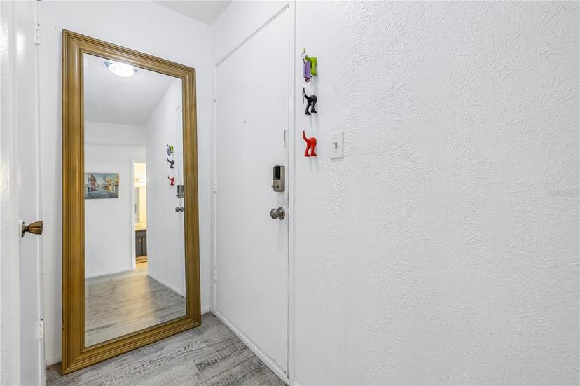 Picture of 3730 42Nd Way S Unit G, St Petersburg FL 33711