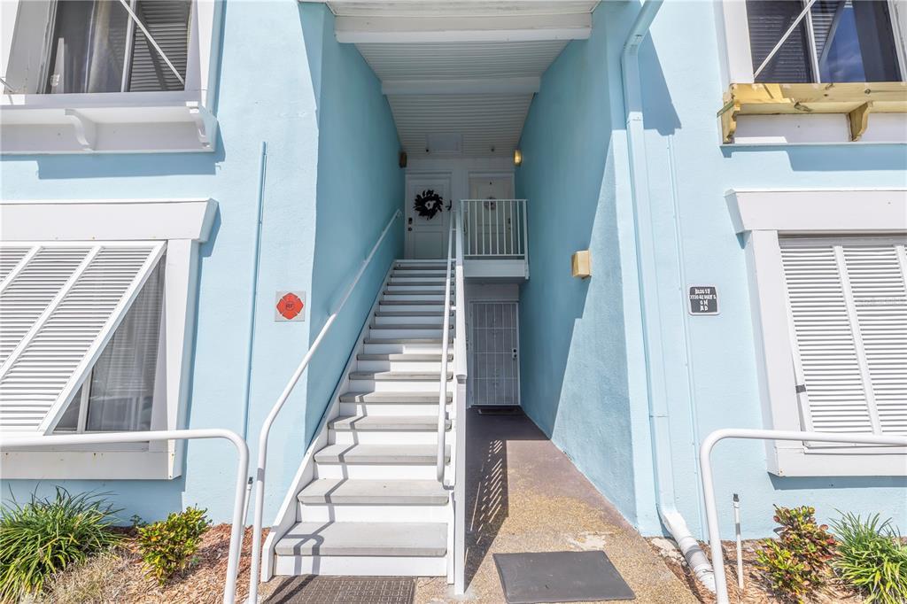 Picture of 3730 42Nd Way S Unit G, St Petersburg, FL 33711